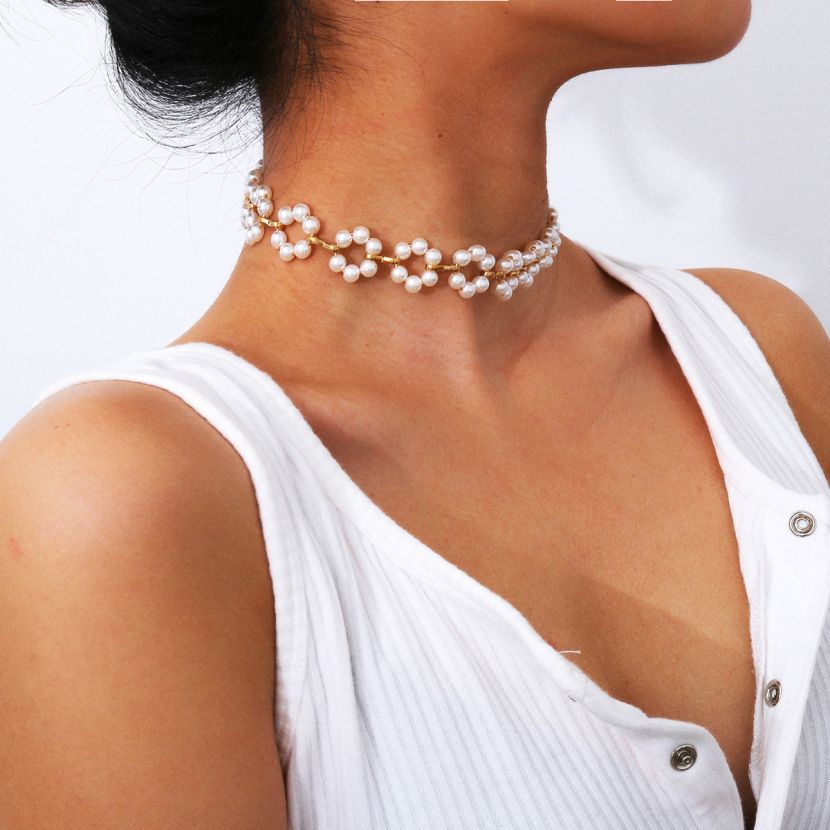 The Floral Pearl Choker